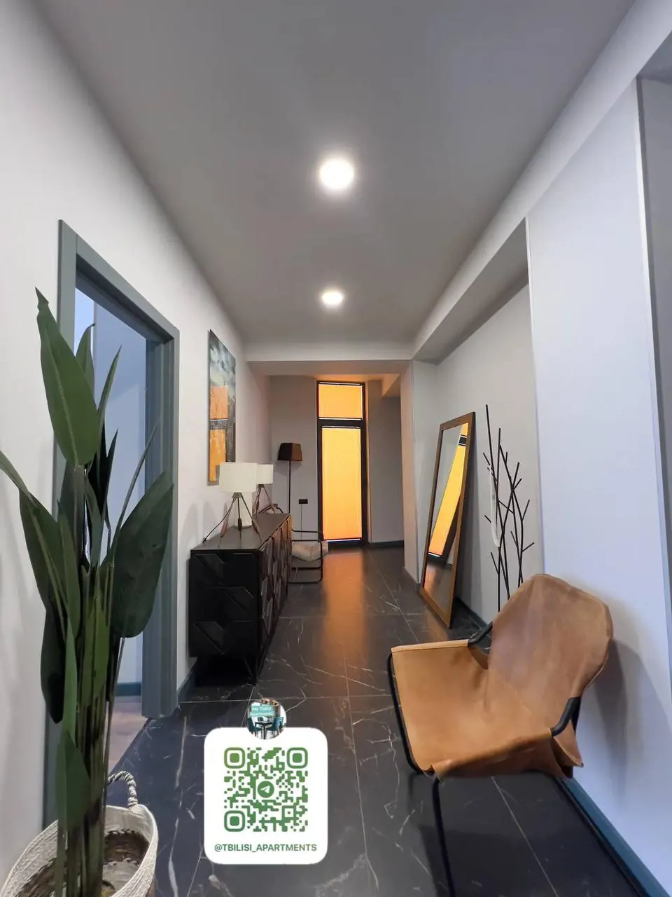 Квартира 315 м² с 4 комнатами в Сабуртало 6