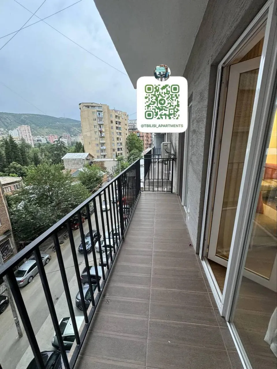 Квартира 120 м² с 3 комнатами в Сабуртало 7
