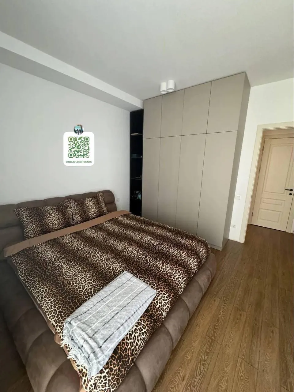 Квартира 120 м² с 3 комнатами в Сабуртало 3