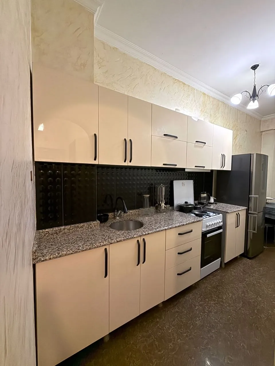 Квартира 72 м² с 2 спальнями на Лермонтова 1