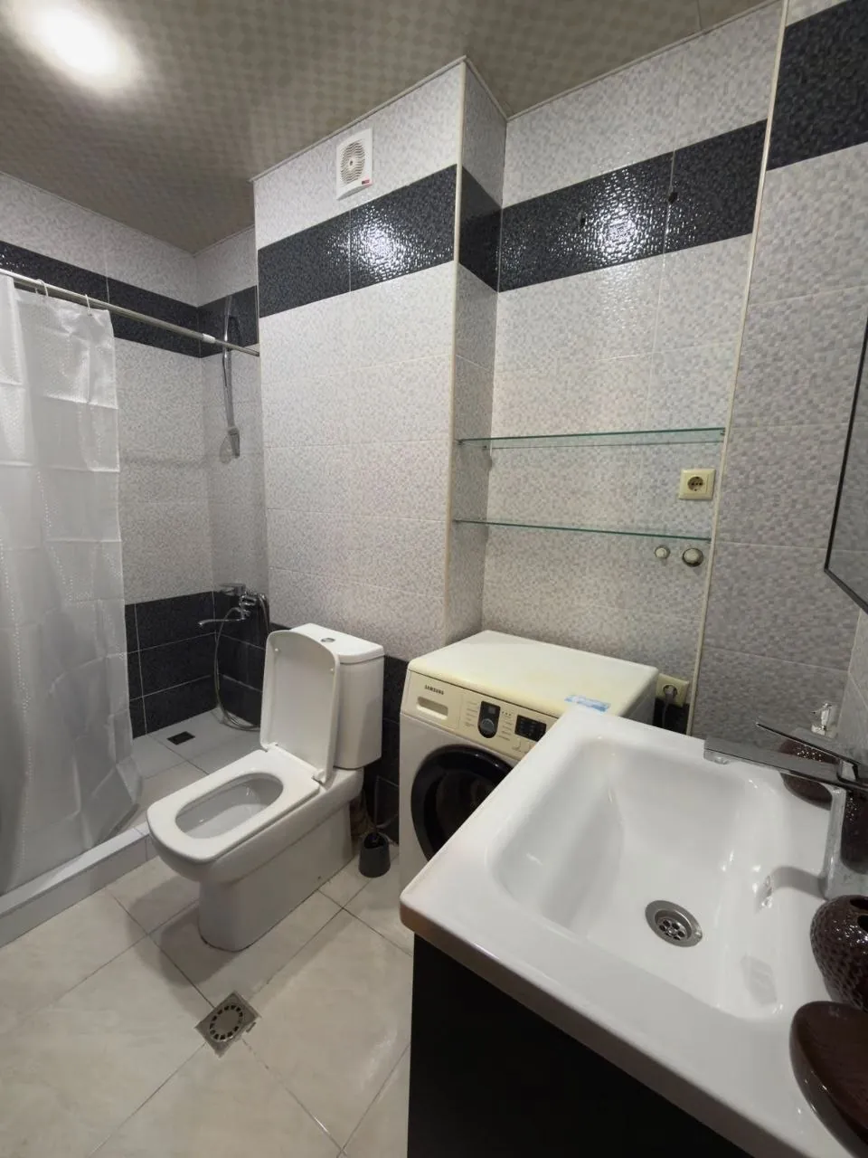 Квартира 72 м² с 2 спальнями на Лермонтова 8
