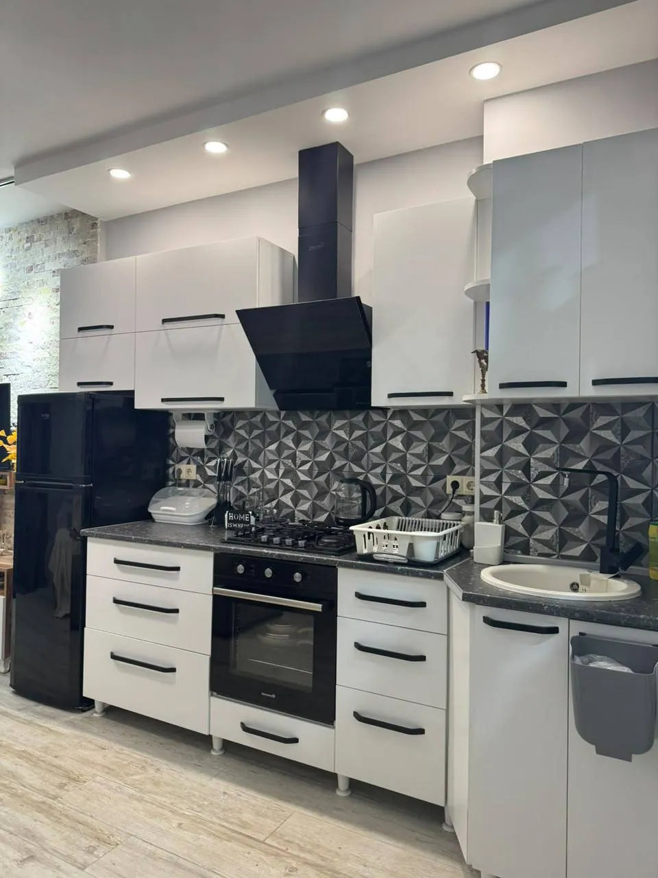 Квартира 40 м² с видом на море на Новом бульваре 4