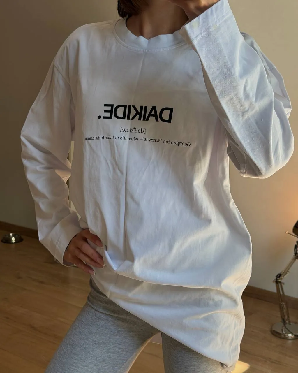 Лонгслив The Khma Studios почти новый 5