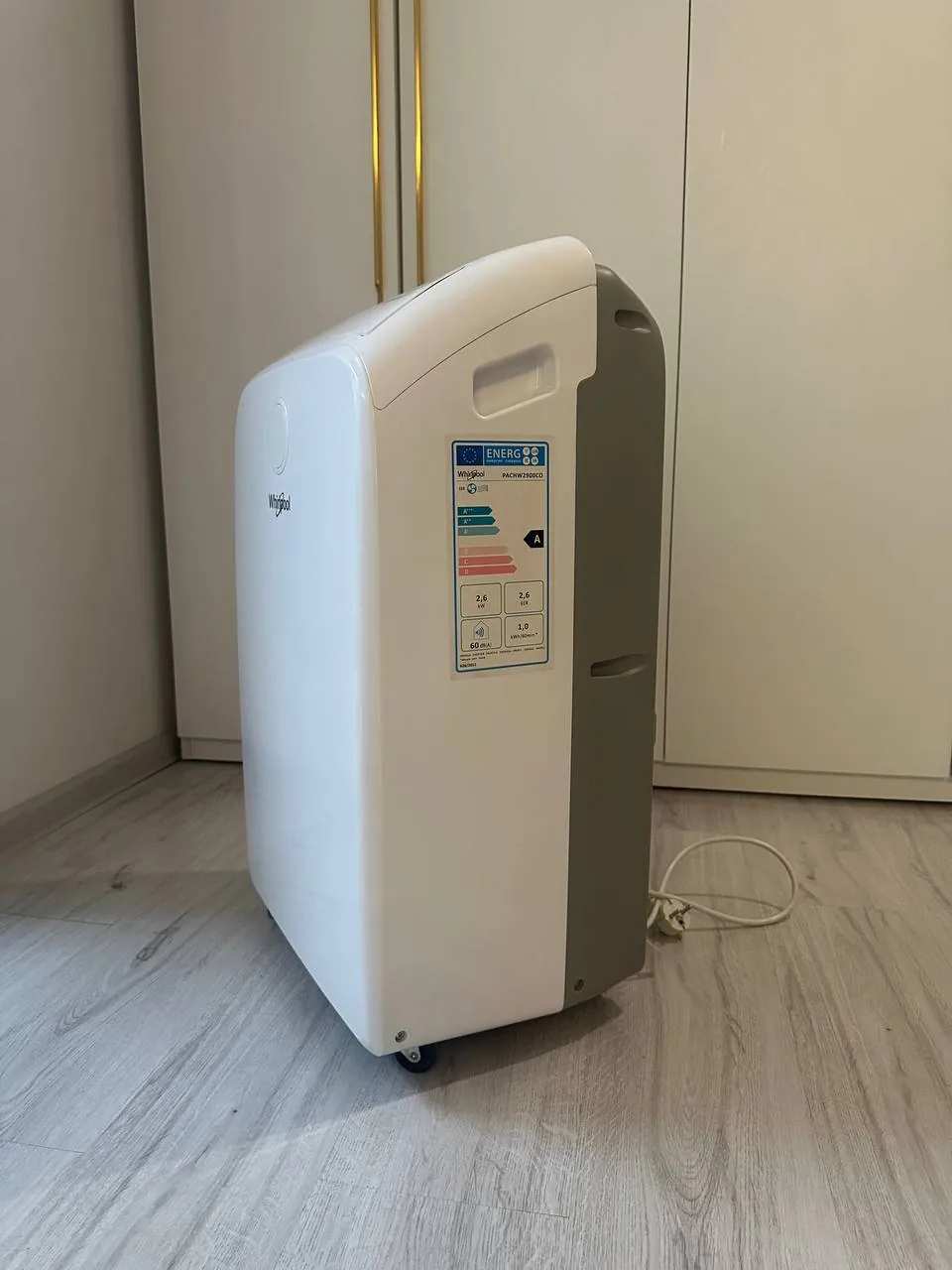 Мобильный кондиционер Whirlpool 9000 BTU 2