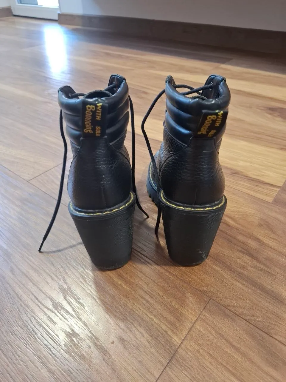 Женские ботильоны Dr. Martens Persephone 2