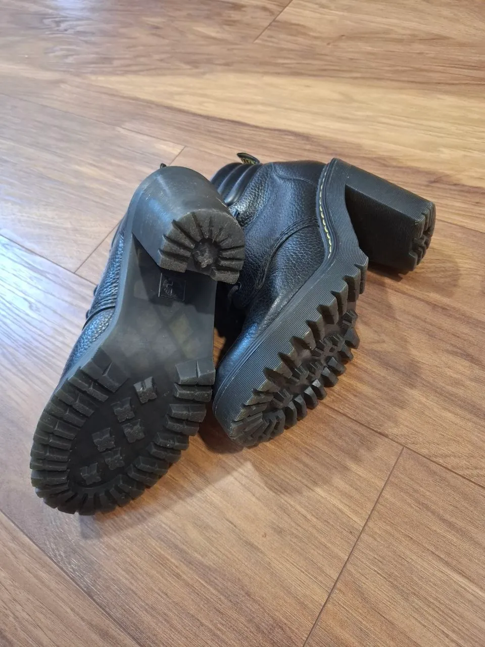 Женские ботильоны Dr. Martens Persephone 4
