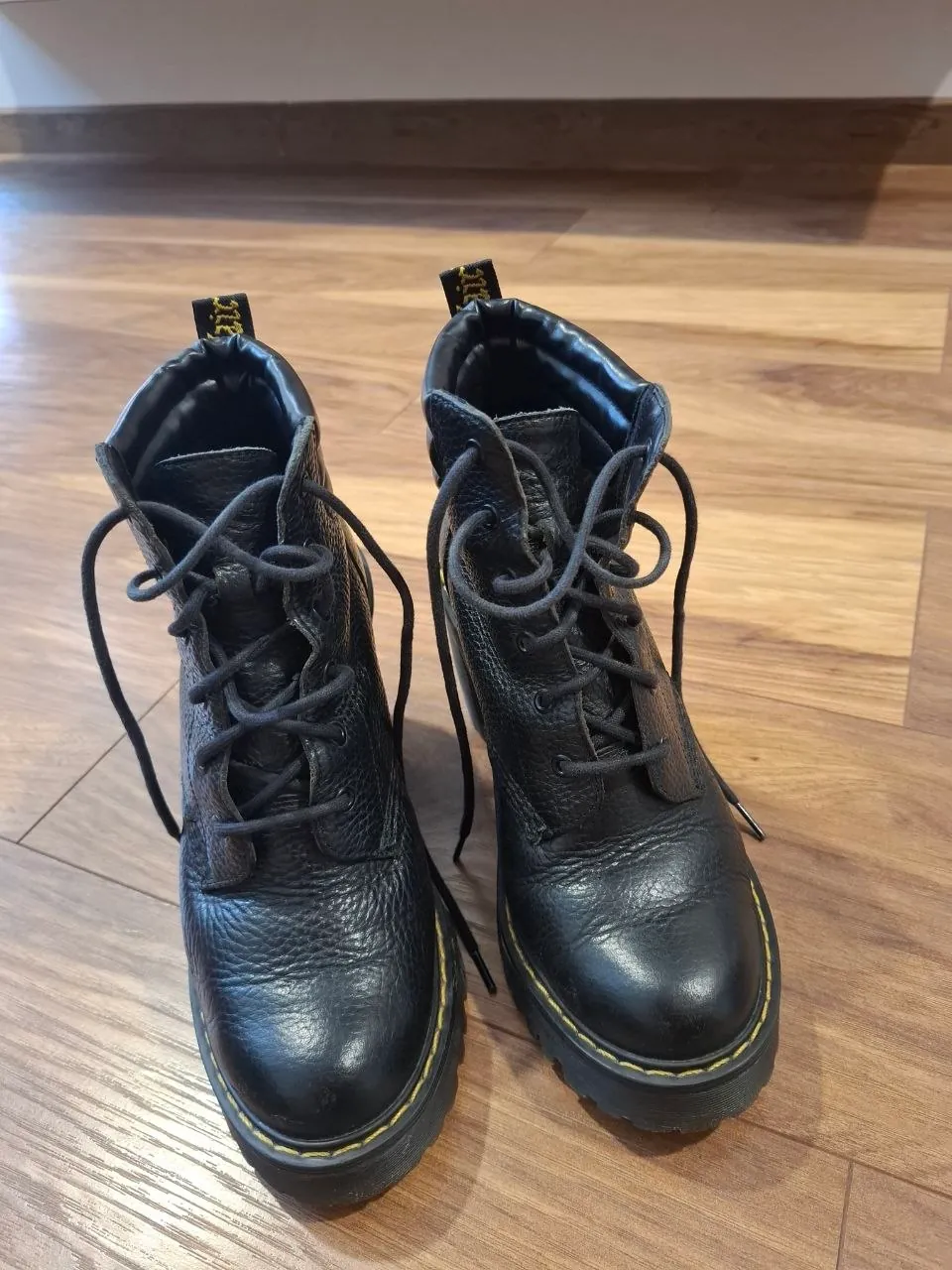 Женские ботильоны Dr. Martens Persephone 1