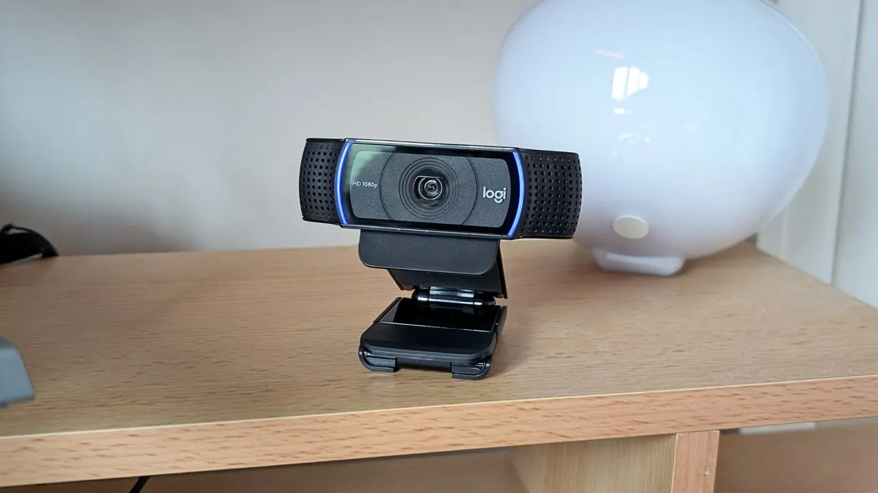 Веб-камера Logitech C920 HD для стримов 1