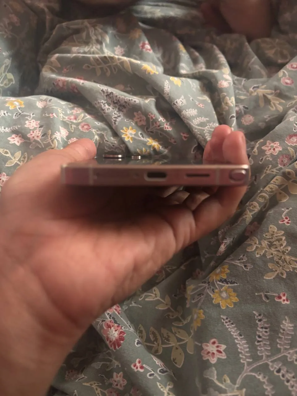 Samsung Galaxy S25 Ultra в отличном состоянии 3