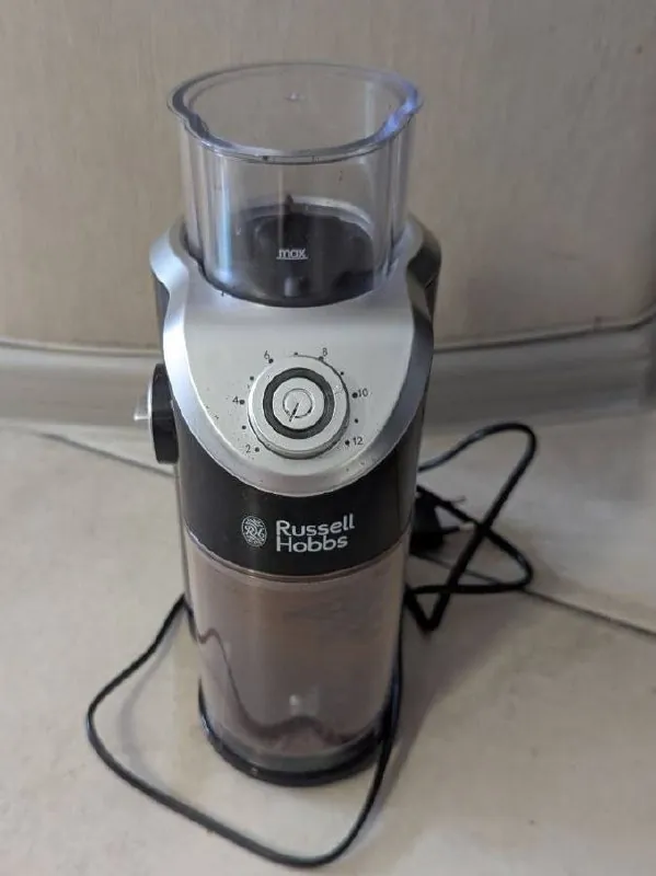Электрическая кофемолка Russell Hobbs 2
