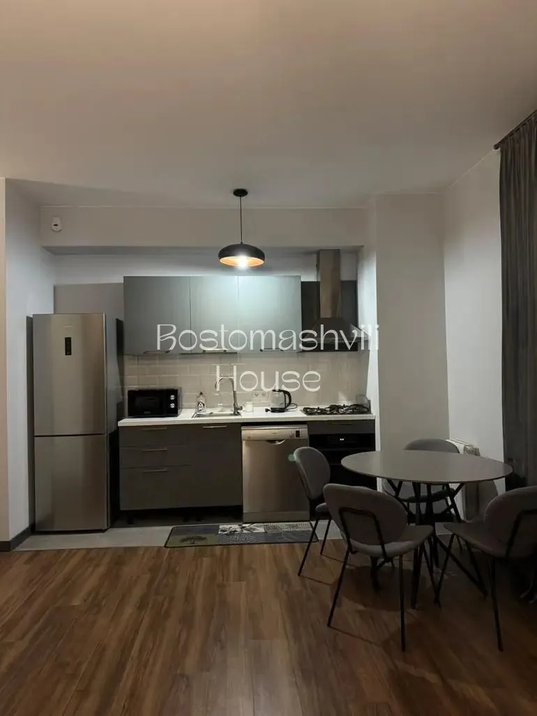 Квартира 55 м² с 2 комнатами в Сабуртало 4