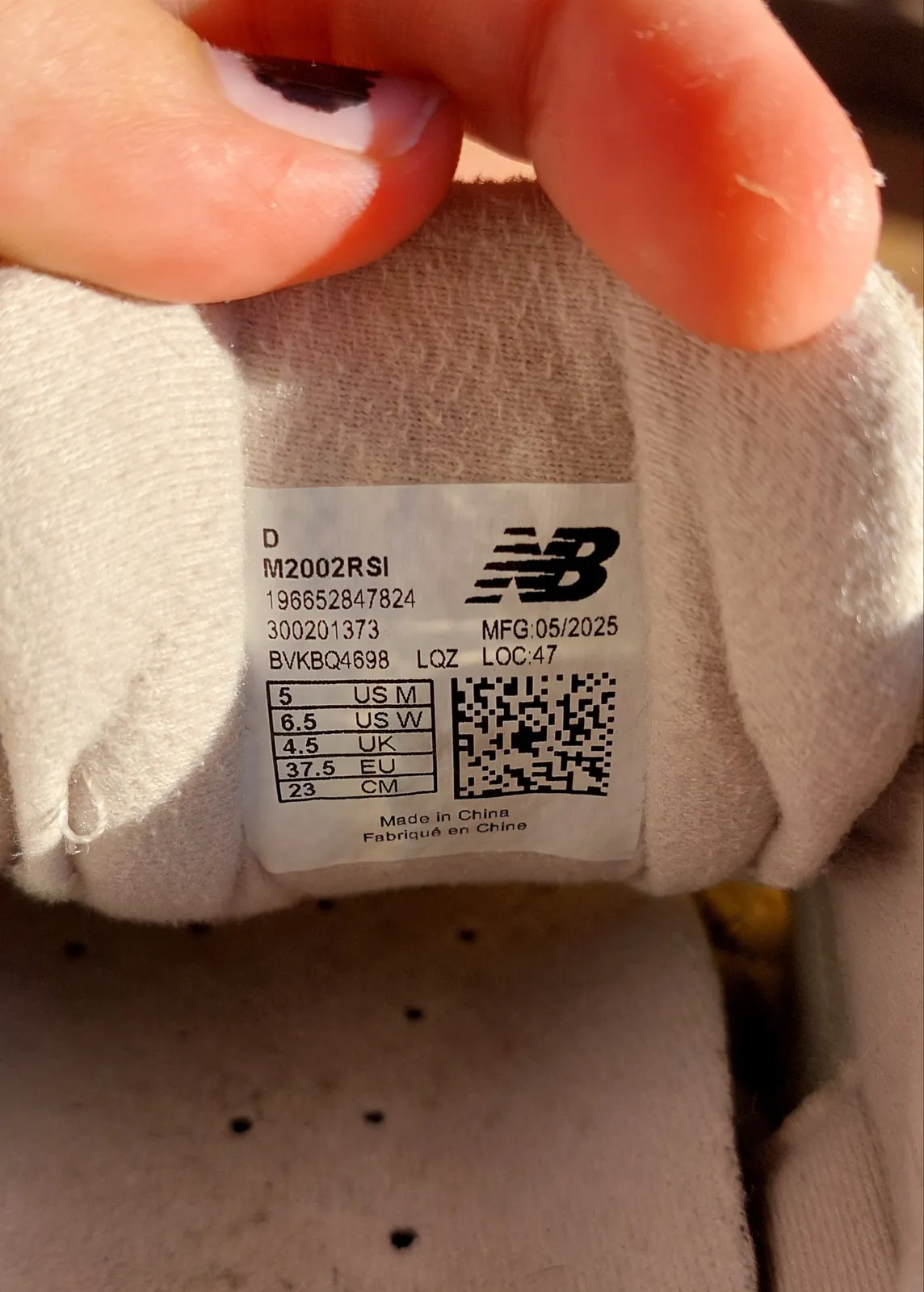 Кроссовки New Balance 2002R, размер 37.5 3
