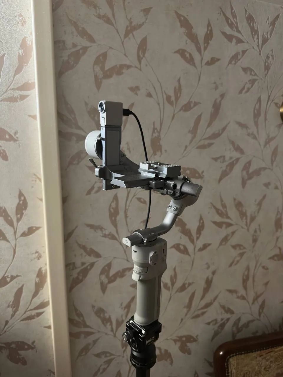 Стабилизатор DJI Ronin RS4 Mini Combo 1