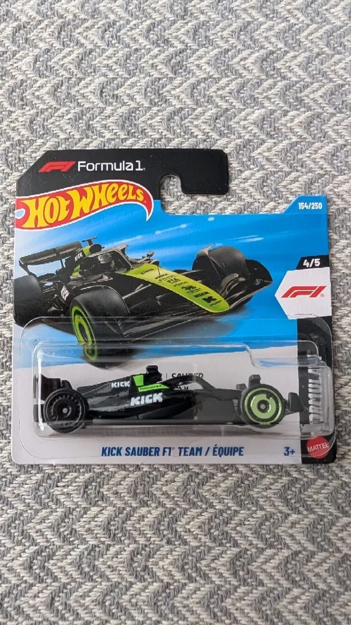 Машинка Hot Wheels Formula 1 Kick Sauber 1