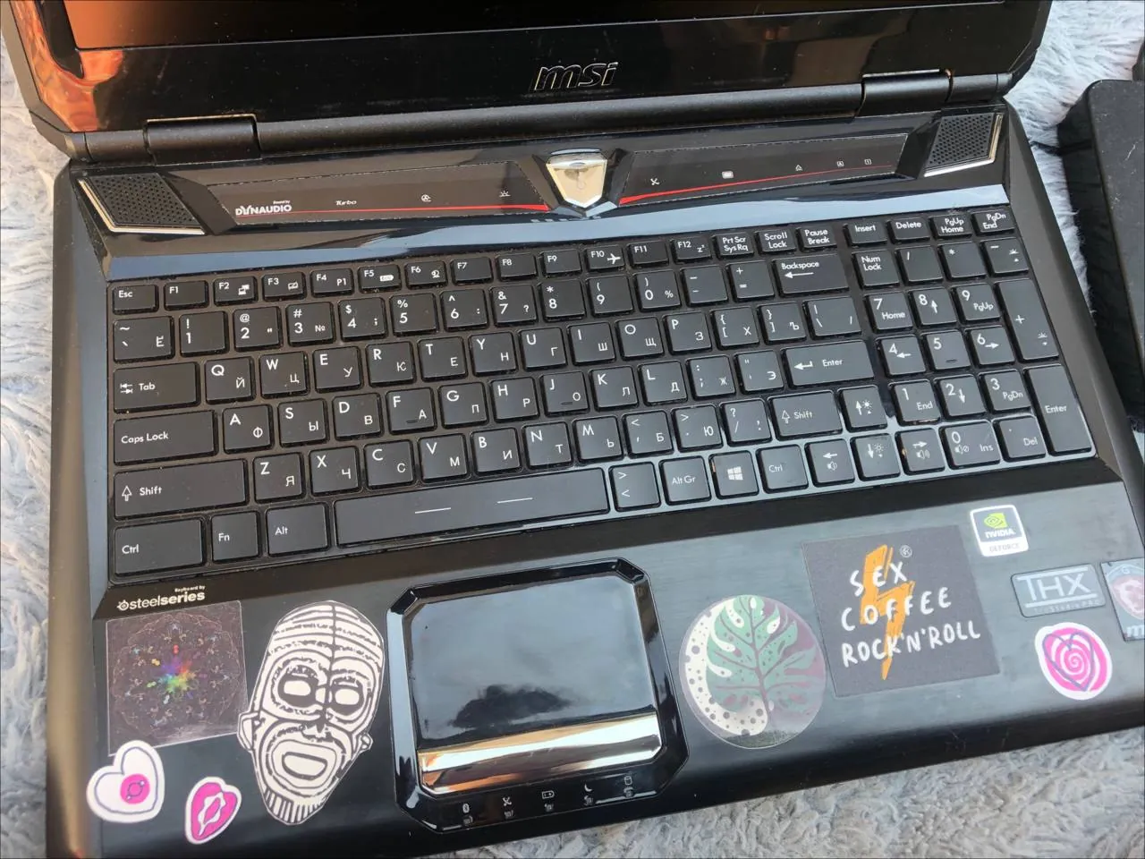 Ноутбук MSI с неоригинальным блоком питания 4