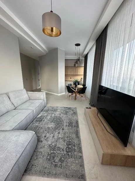 Квартира 95 м² в Axis Towers Ваке 1