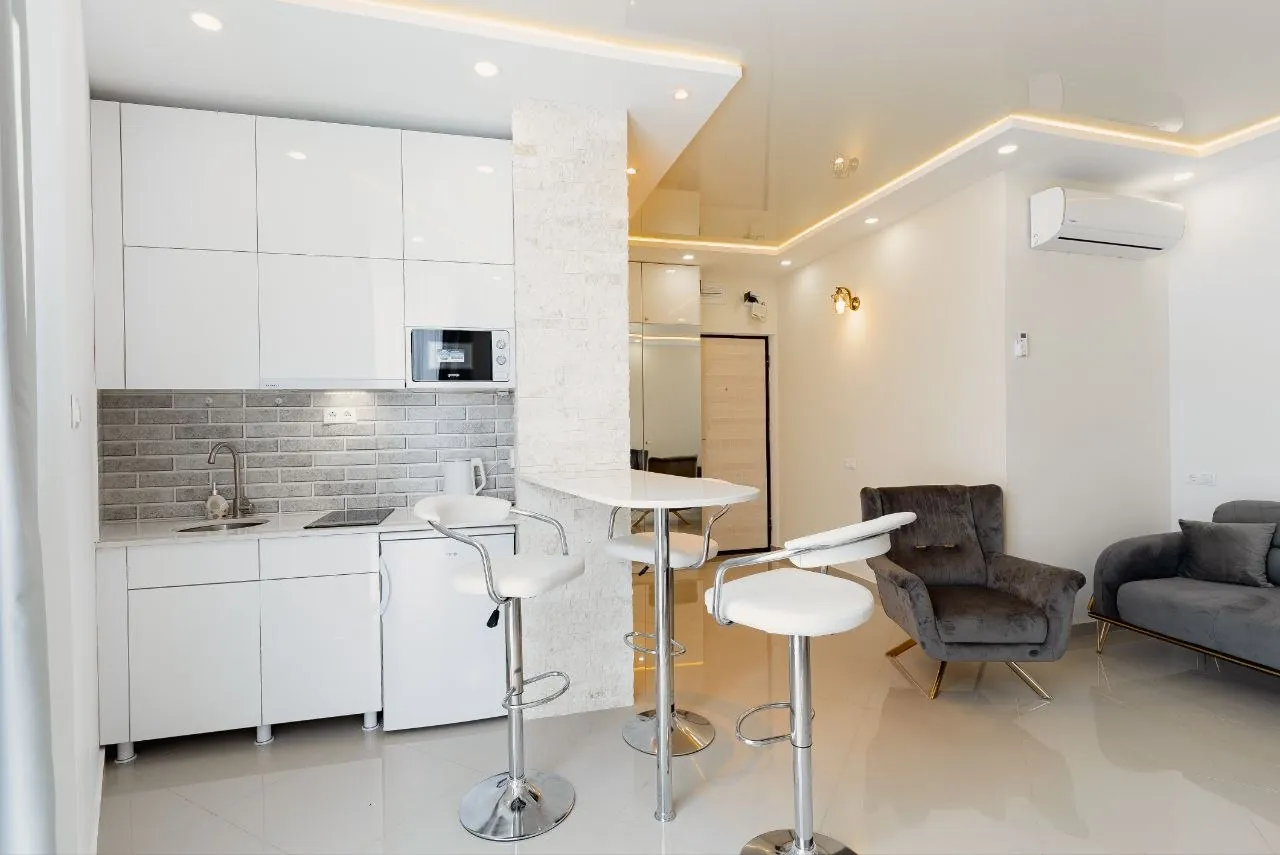 Квартира 45 м² на Аллее Героев в Батуми 2