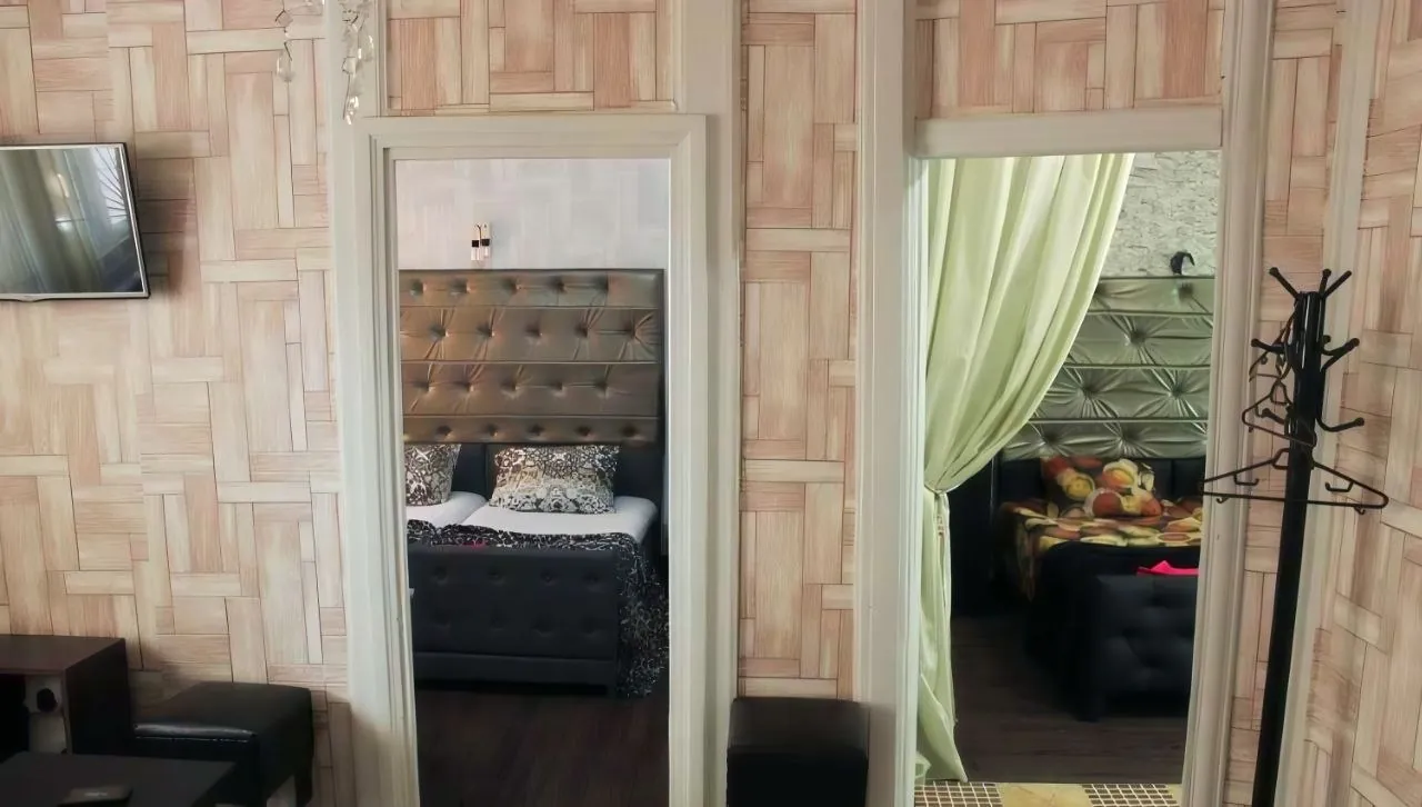 Квартира 60 м² с 2 спальнями в Старом городе Батуми 2