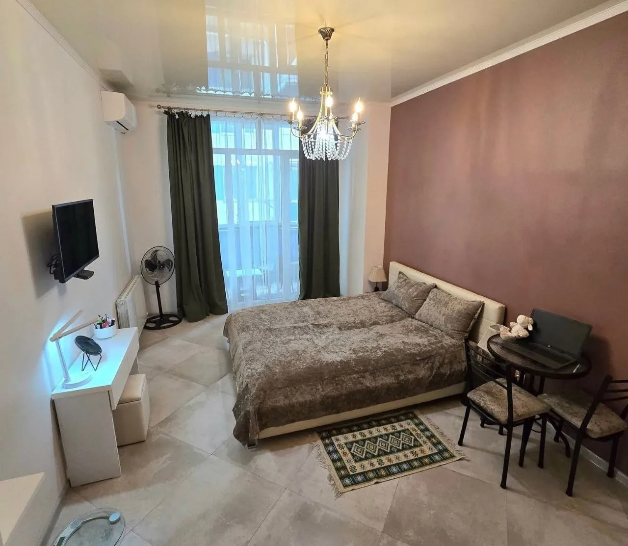 Студия 32 м² в новостройке на Пиросмани 1