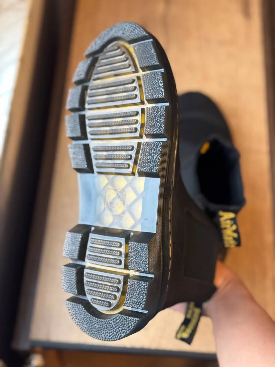 Ботинки Dr Martens унисекс без меха 4