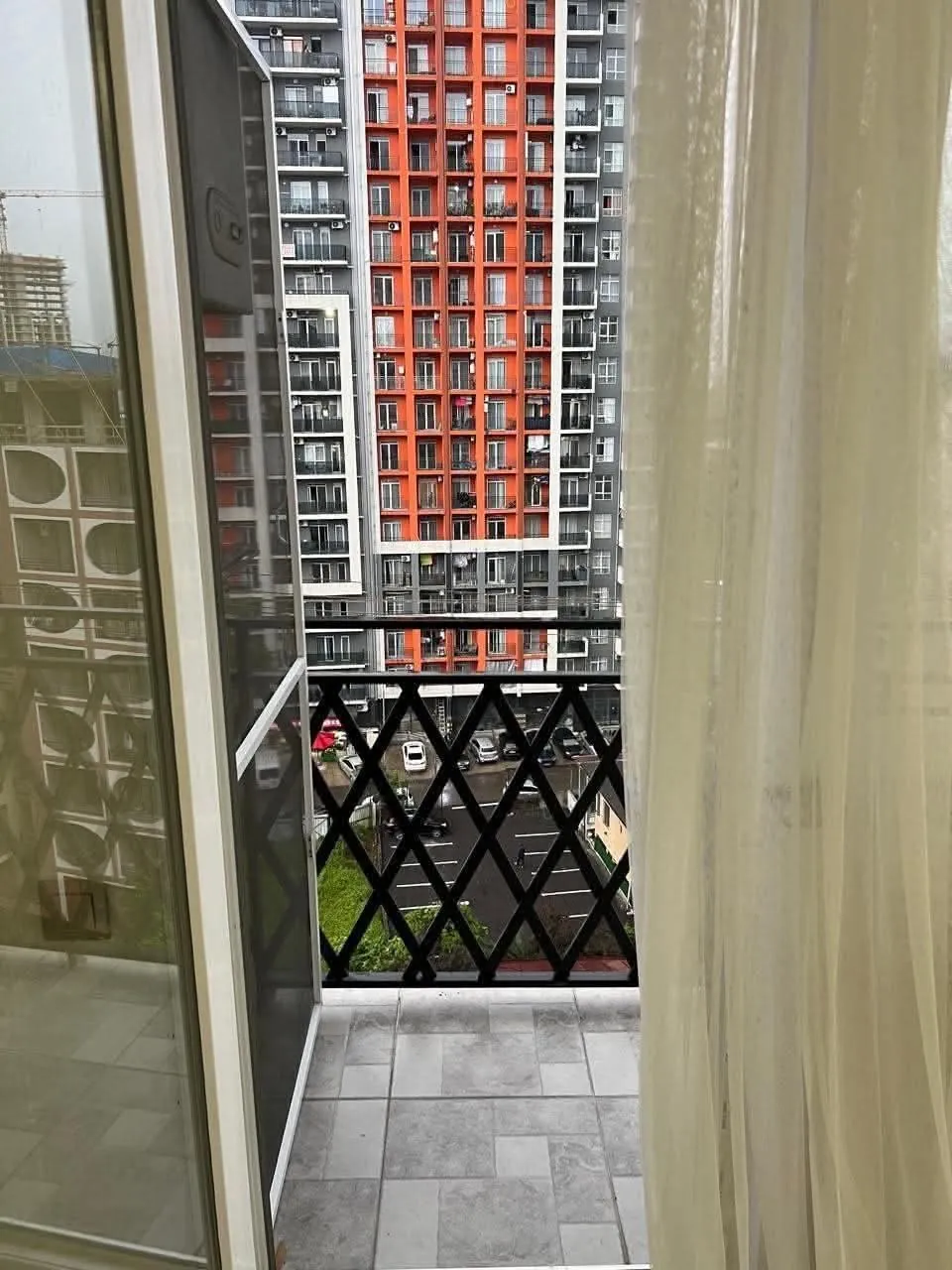 Квартира 60 м² с 2 спальнями у Нового бульвара 9