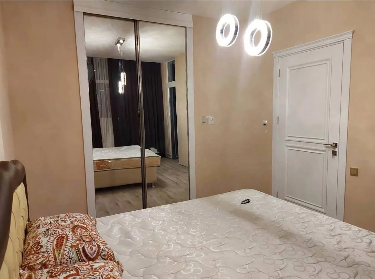 Квартира 75 м² с новым ремонтом в Батуми 5