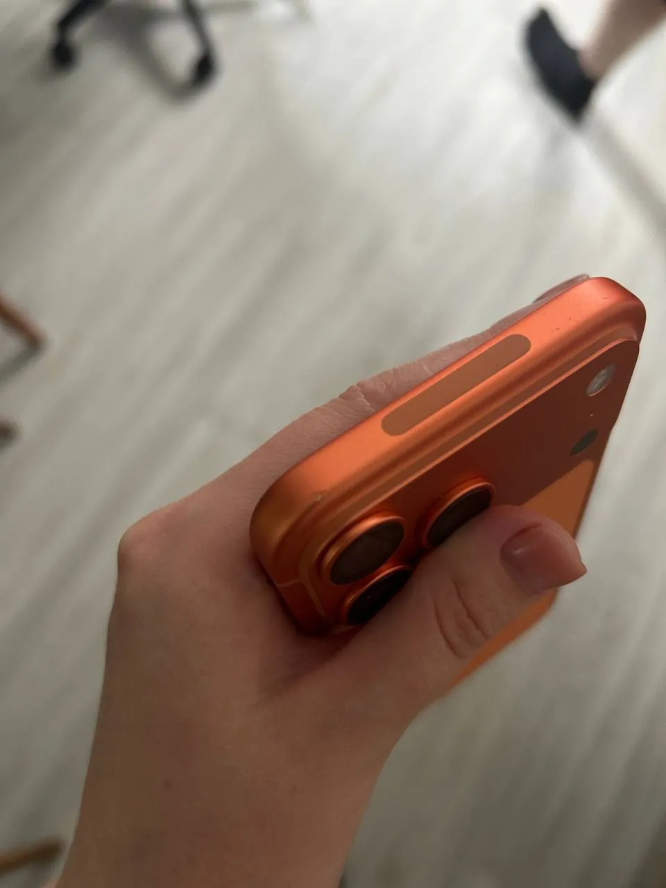 IPhone 17 Pro Max 256GB оранжевый 4