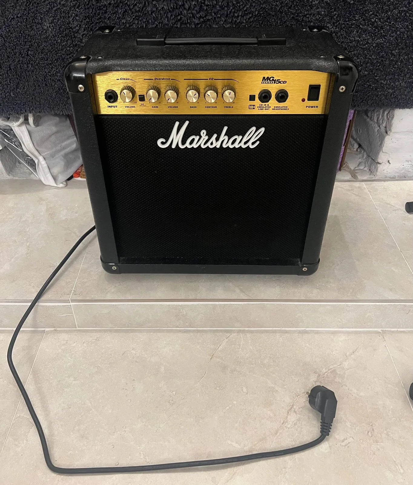 Усилитель для электрогитары Marshall MG15CD 3
