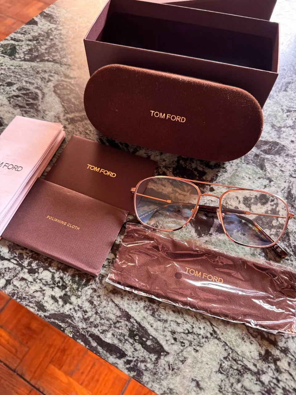 Солнцезащитные очки Tom Ford FT1148-D 1