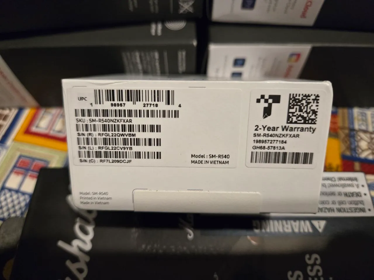 Наушники Samsung Galaxy Buds 4 и Marshall новые 4