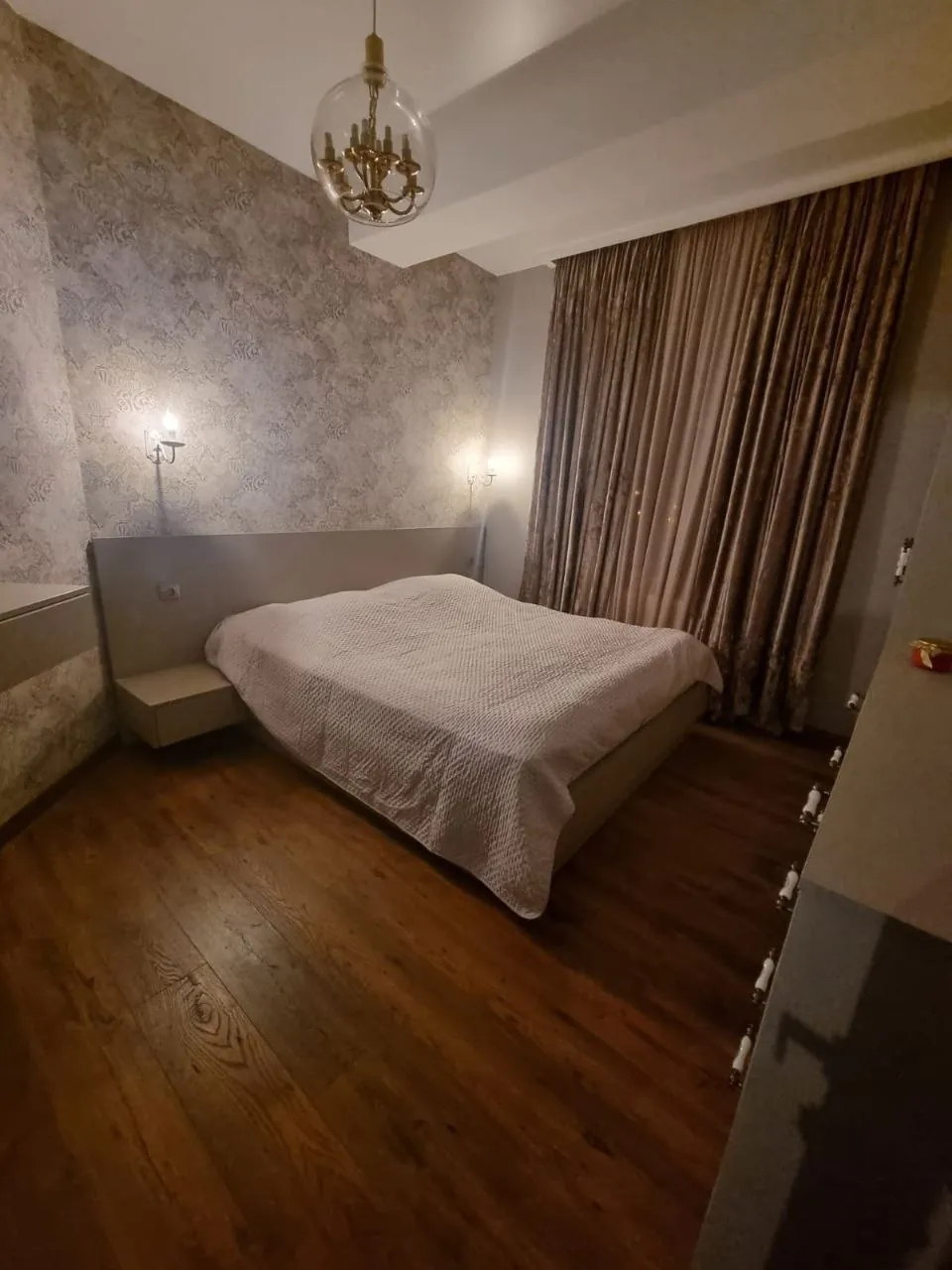 Квартира 80 м² с 3 комнатами в Сабуртало 4