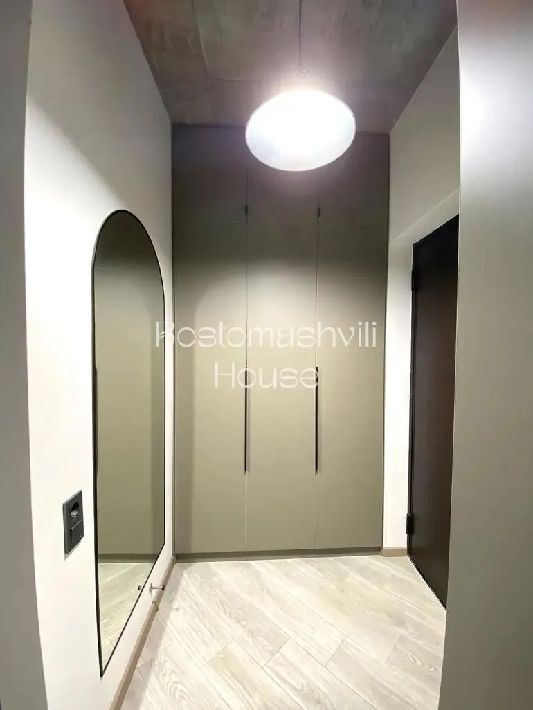 Квартира 55 м² с 2 комнатами в Сабуртало 3