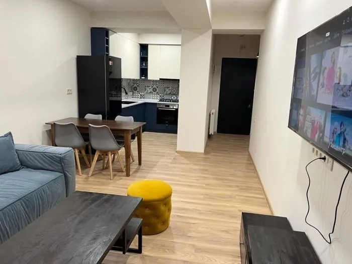 Квартира 55 м² с 2 комнатами в Сабуртало 3
