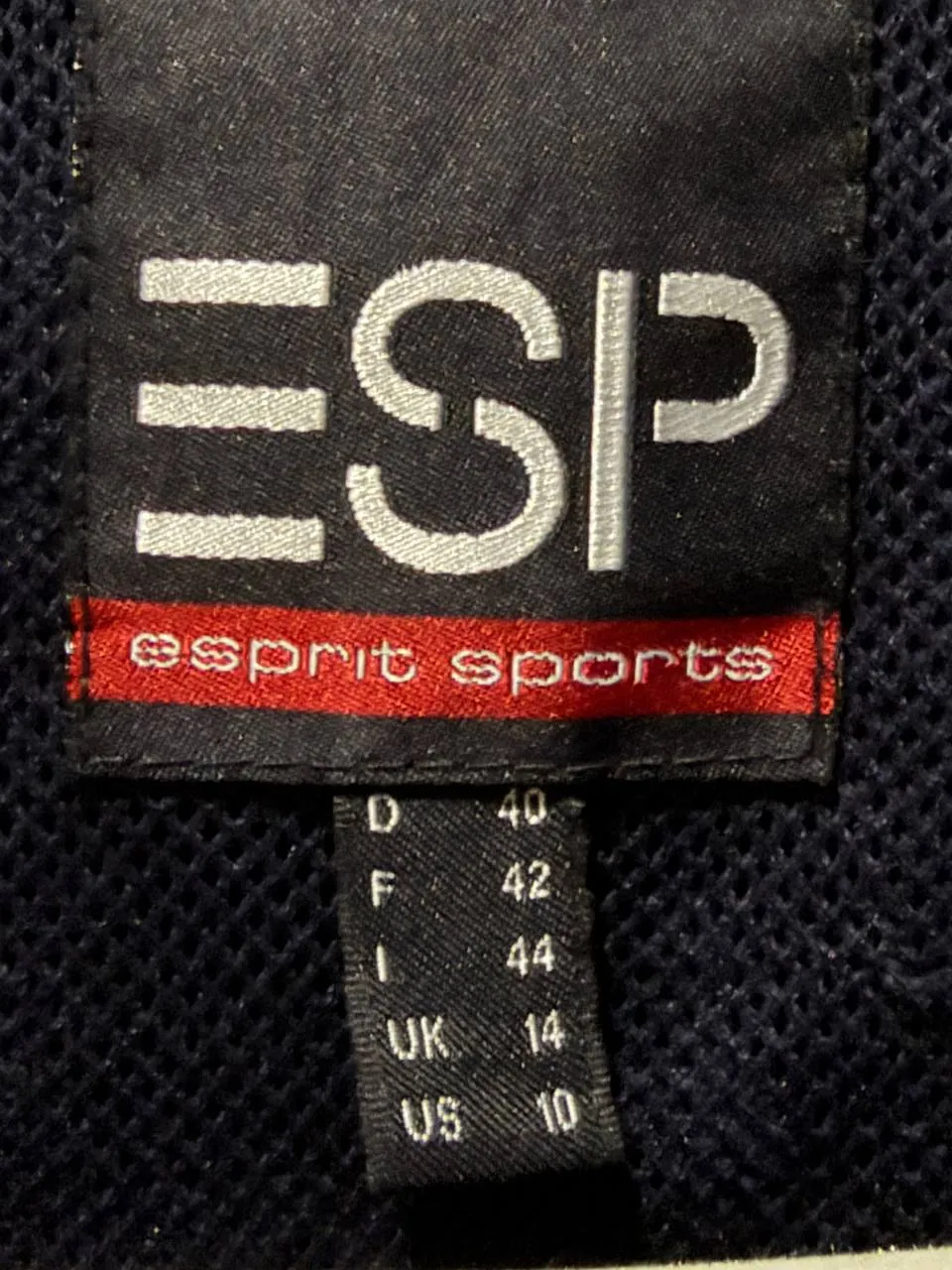 Спортивная куртка Esprit непродуваемая 4