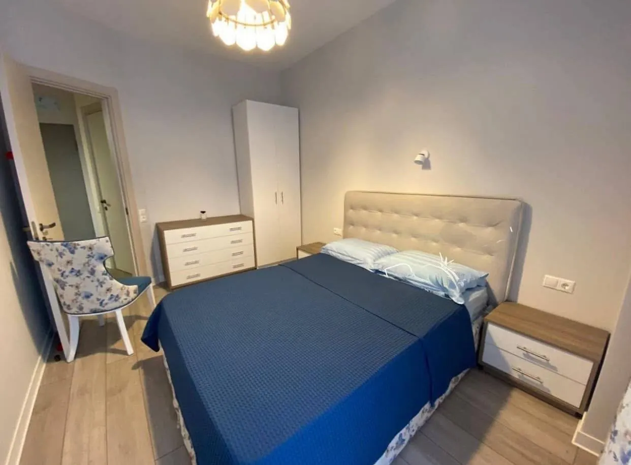 Квартира 50 м² с 2 комнатами на Химшиашвили 7