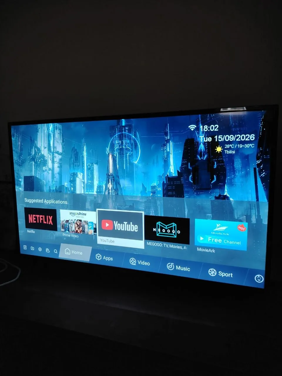Телевизор 2E 43A06K 43 дюйма Smart TV 5