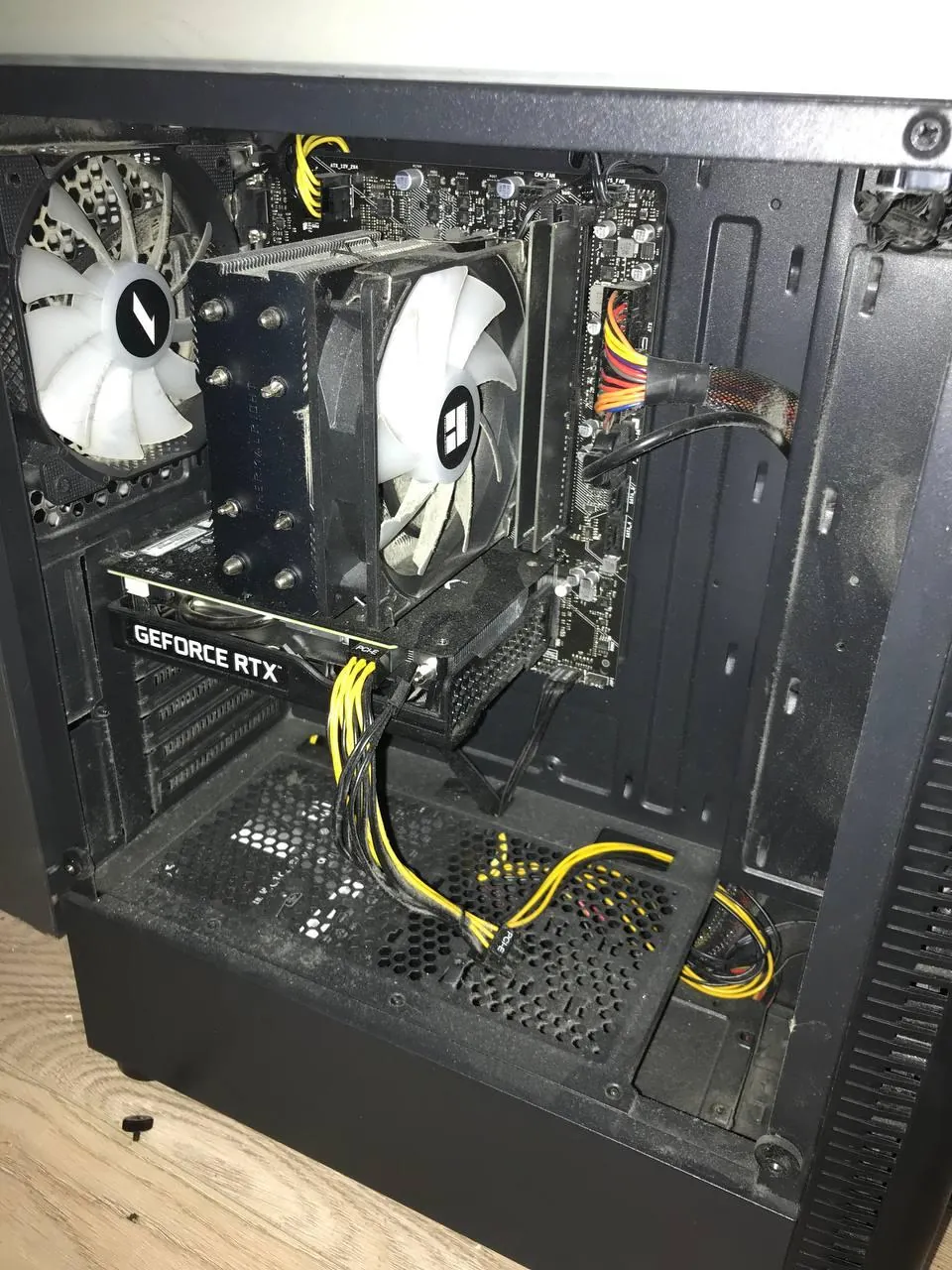Игровой ПК i5-12400F с RTX 3050 и монитором 2