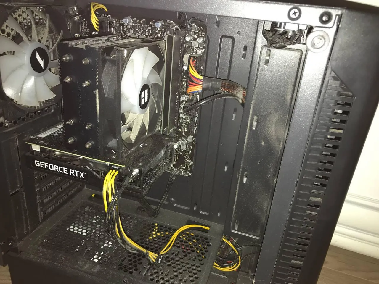 Игровой ПК i5-12400F с RTX 3050 и монитором 3
