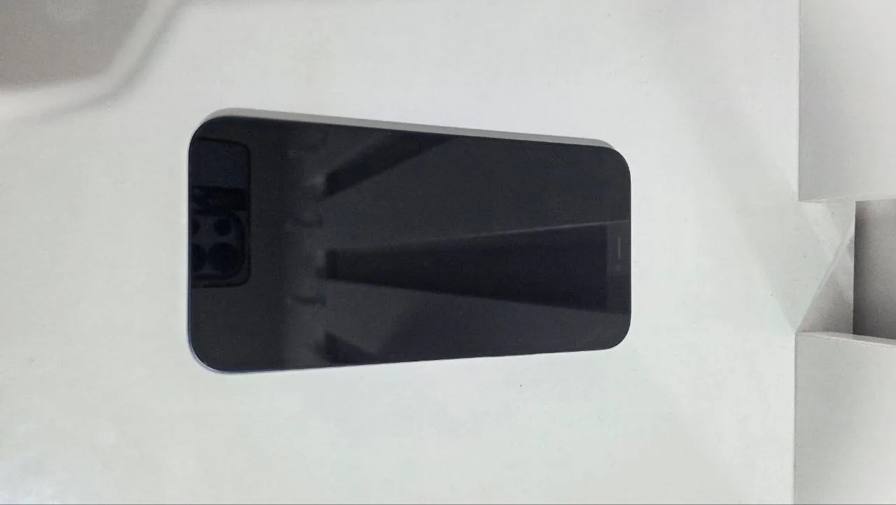 IPhone 12 64 ГБ в хорошем состоянии 2