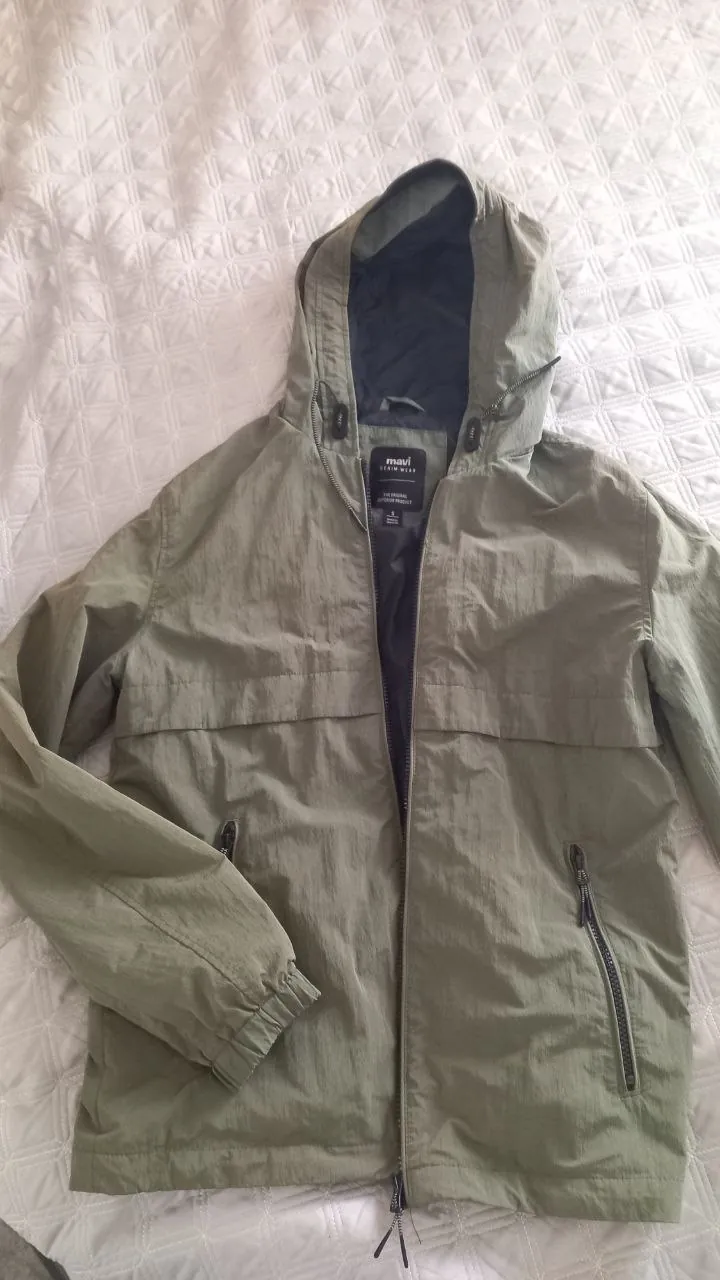 Женская куртка H&M и ветровка Mavi 2