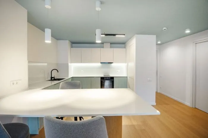 Квартира 55 м² с 2 комнатами в Сабуртало 4