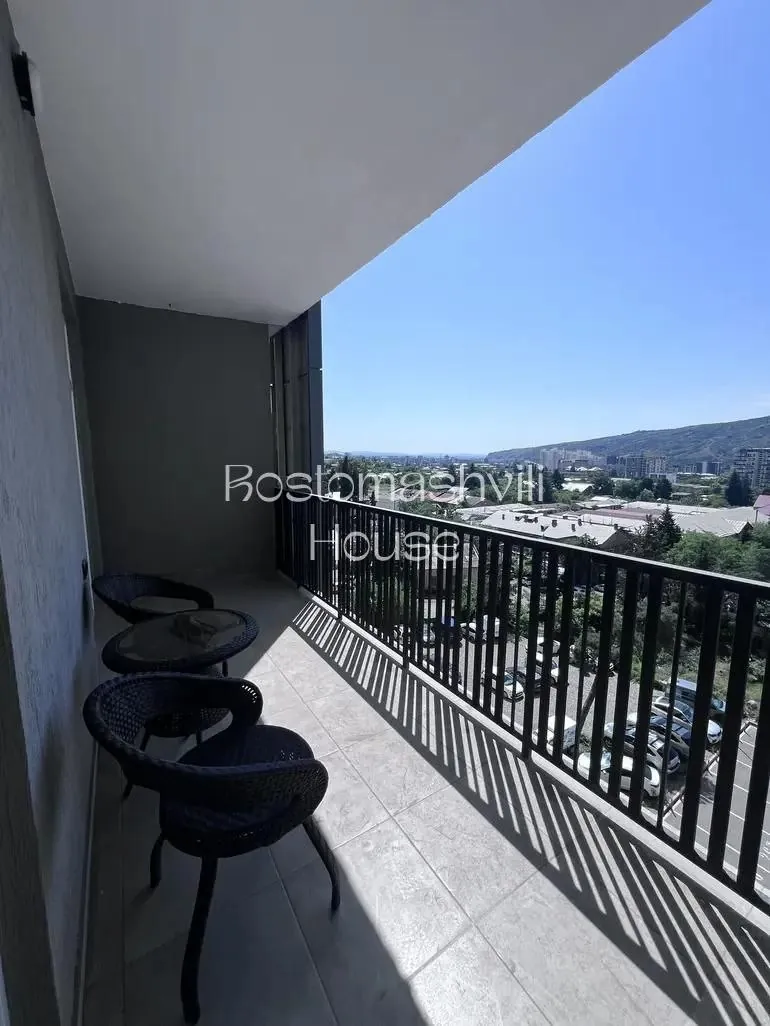 Квартира 60 м² с 2 комнатами в Исани 8