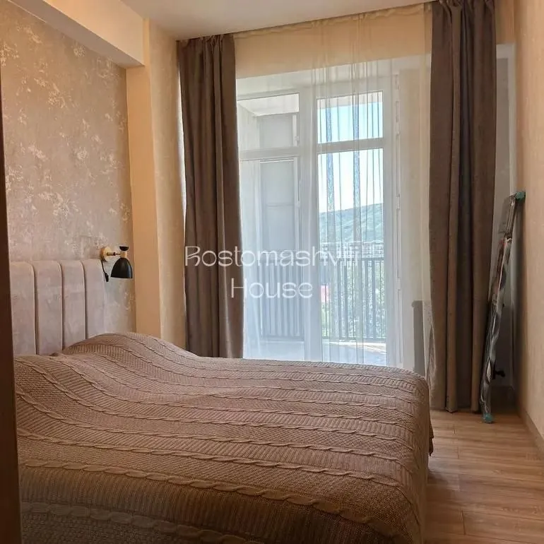 Квартира 60 м² с 2 комнатами в Исани 4