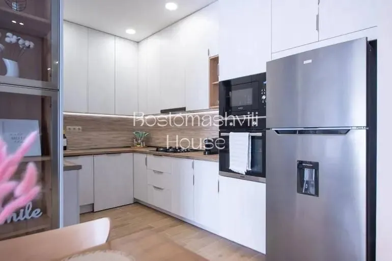 Квартира 80 м² с 3 комнатами в Сабуртало 4