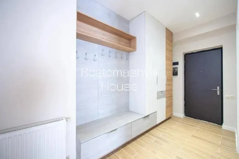 Квартира 80 м² с 3 комнатами в Сабуртало 8