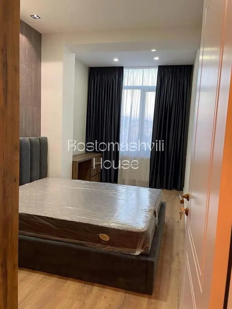 Квартира 140 м² с 4 комнатами в Дигоми 5
