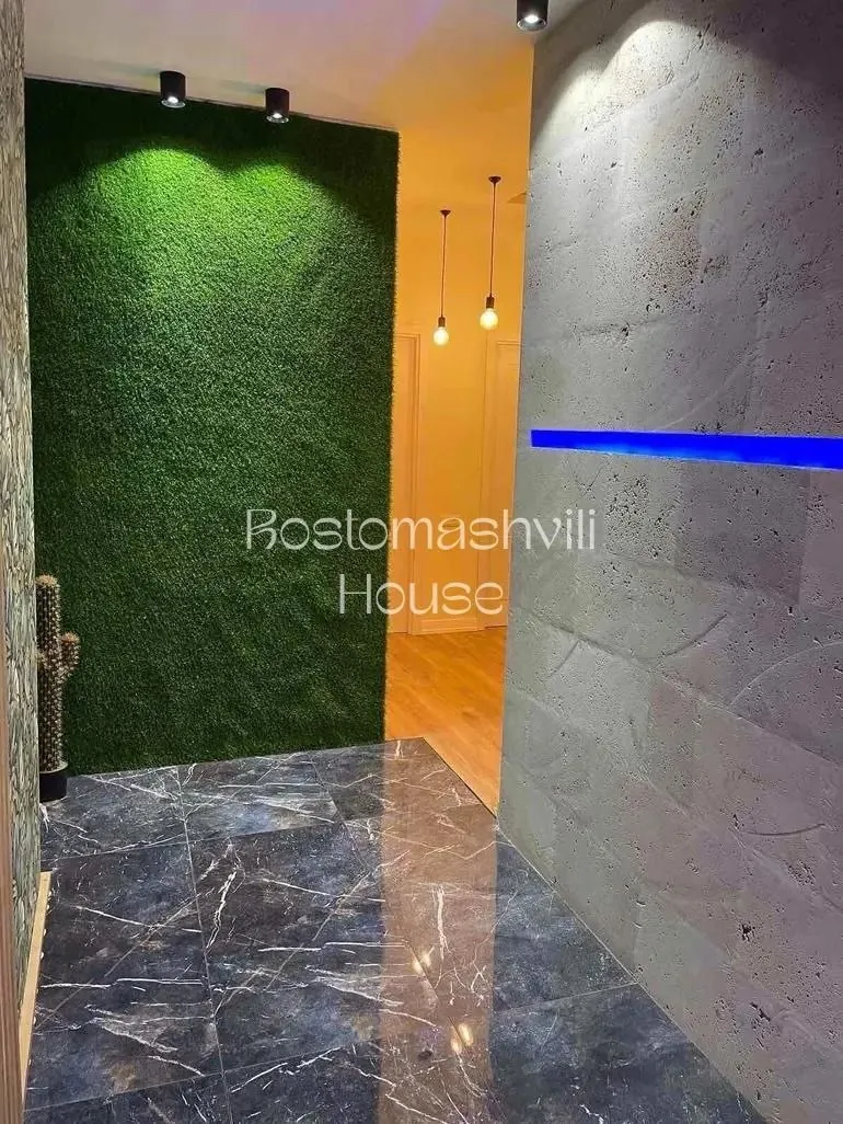 Квартира 140 м² с 4 комнатами в Дигоми 8