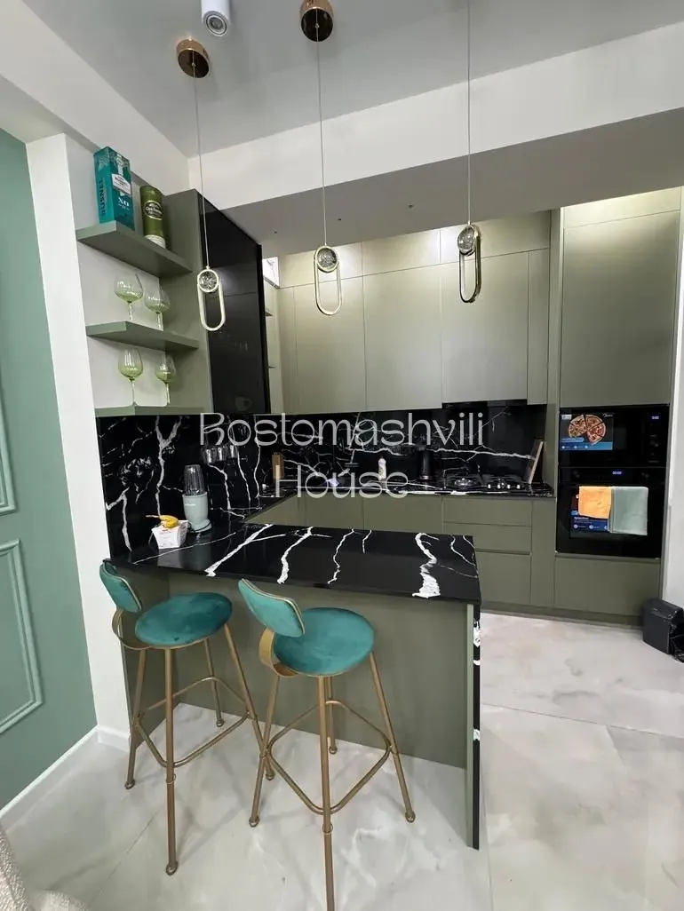Квартира 100 м² с видом в Сабуртало 3