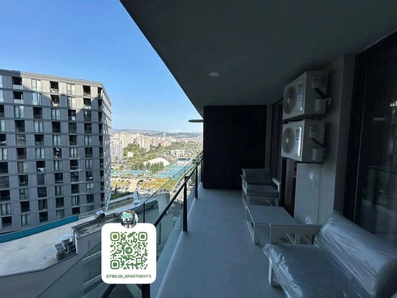 Квартира 90 м² с 3 комнатами в Ваке 10
