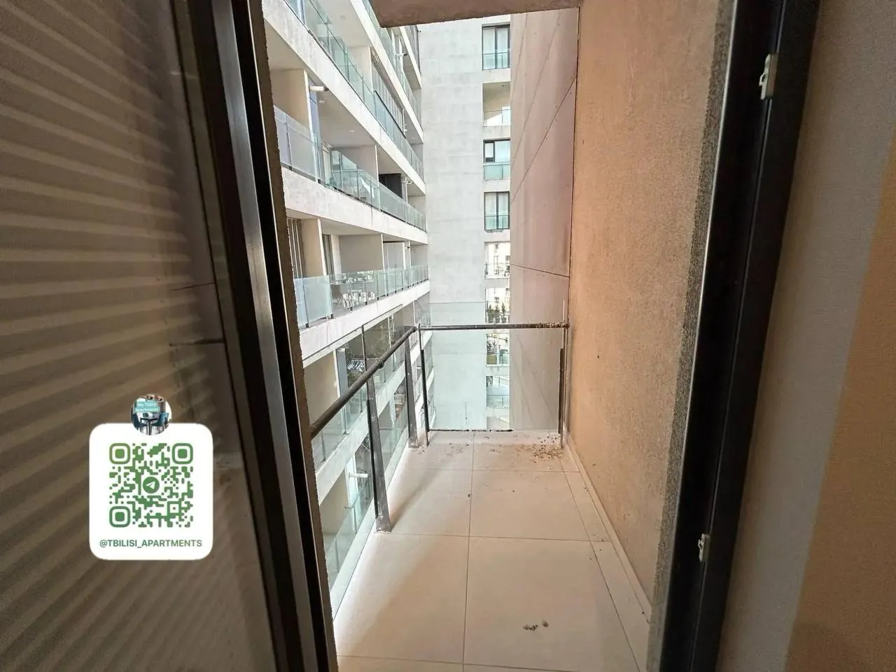 Квартира 90 м² с 3 комнатами в Ваке 8